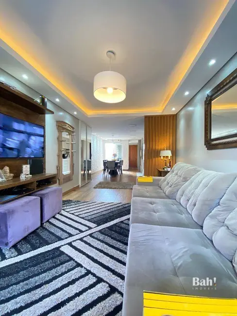 Casa de Condomínio com 3 quartos à venda, 100m2 em Central Parque, Cachoeirinha - RS - imagem 8 Foto 8 de Casa de Condomínio com 3 quartos à venda, 100m2 em Central Parque, Cachoeirinha - RS