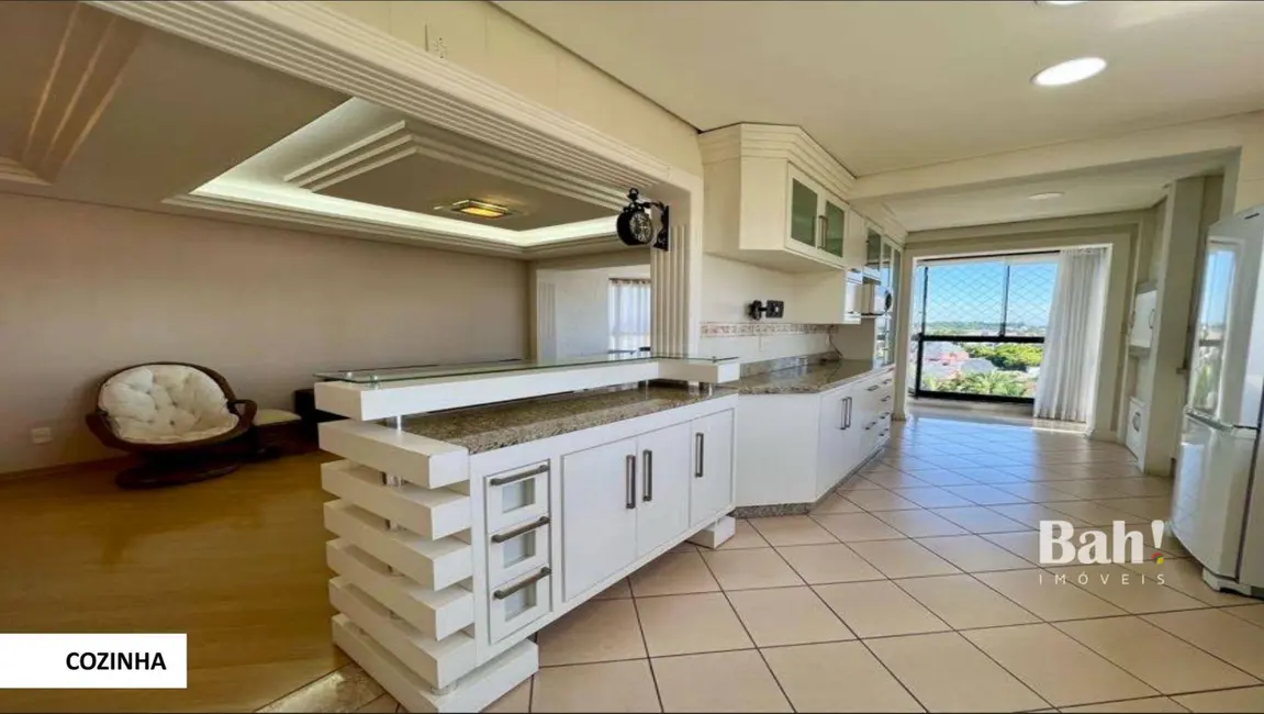 Apartamento com 3 quartos à venda, 156m2 em Centro, Esteio - RS - imagem 6 Foto 6 de Apartamento com 3 quartos à venda, 156m2 em Centro, Esteio - RS