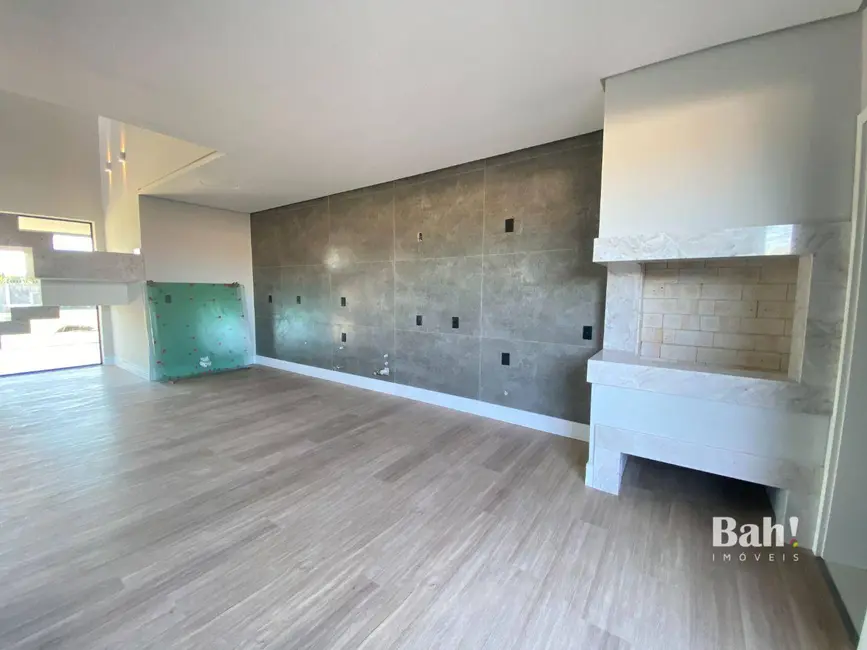Sobrado com 3 quartos à venda e para alugar, 160m2 em Fátima, Canoas - RS - imagem 7 Foto 7 de Sobrado com 3 quartos à venda e para alugar, 160m2 em Fátima, Canoas - RS