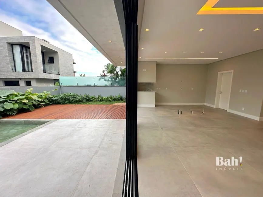 Sobrado com 4 quartos à venda, 368m2 em Marechal Rondon, Canoas - RS - imagem 8 Foto 8 de Sobrado com 4 quartos à venda, 368m2 em Marechal Rondon, Canoas - RS