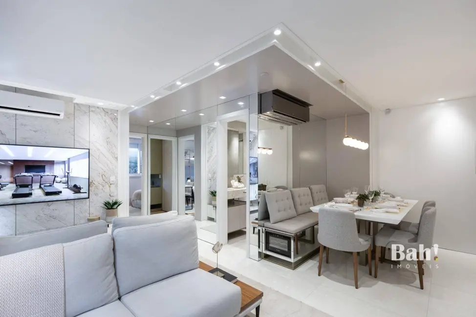 Foto 3 de Apartamento com 2 quartos à venda, 56m2 em Porto Alegre - RS