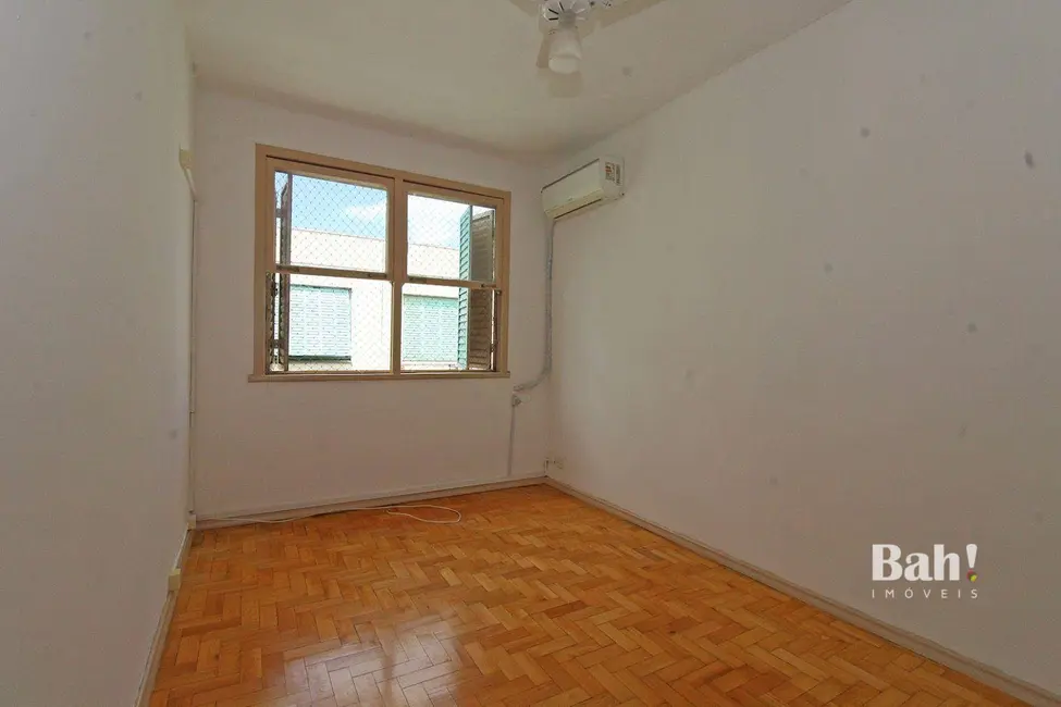 Apartamento com 2 quartos à venda, 62m2 em São João, Porto Alegre - RS - imagem 6 Foto 6 de Apartamento com 2 quartos à venda, 62m2 em São João, Porto Alegre - RS