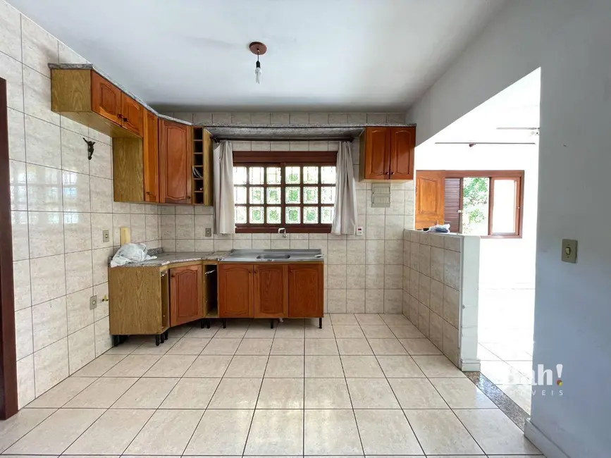 Foto 6 de Sobrado com 3 quartos à venda, 330m2 em Centro, Canoas - RS