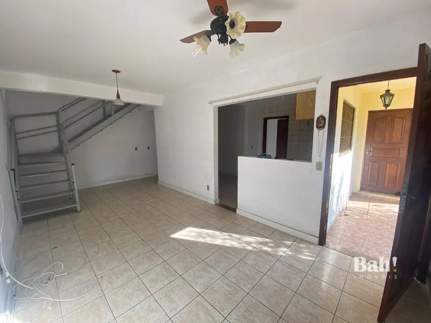Foto 5 de Sobrado com 3 quartos à venda, 330m2 em Centro, Canoas - RS