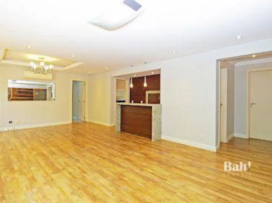 Foto 4 de Apartamento com 3 quartos à venda, 133m2 em Rio Branco, Porto Alegre - RS