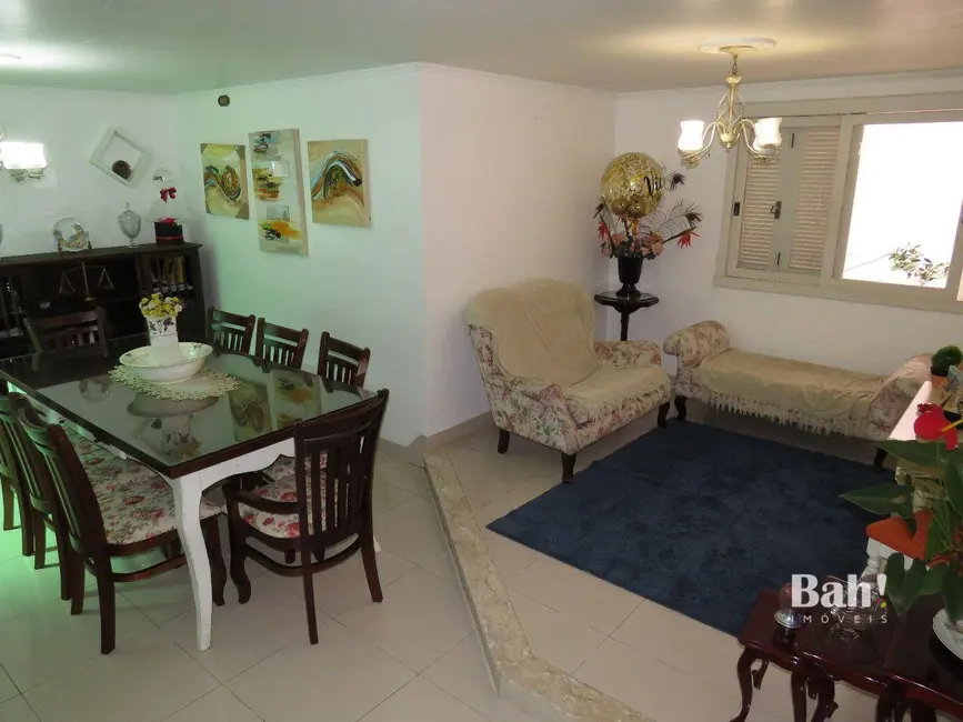 Foto 6 de Sobrado com 4 quartos à venda, 360m2 em Igara, Canoas - RS