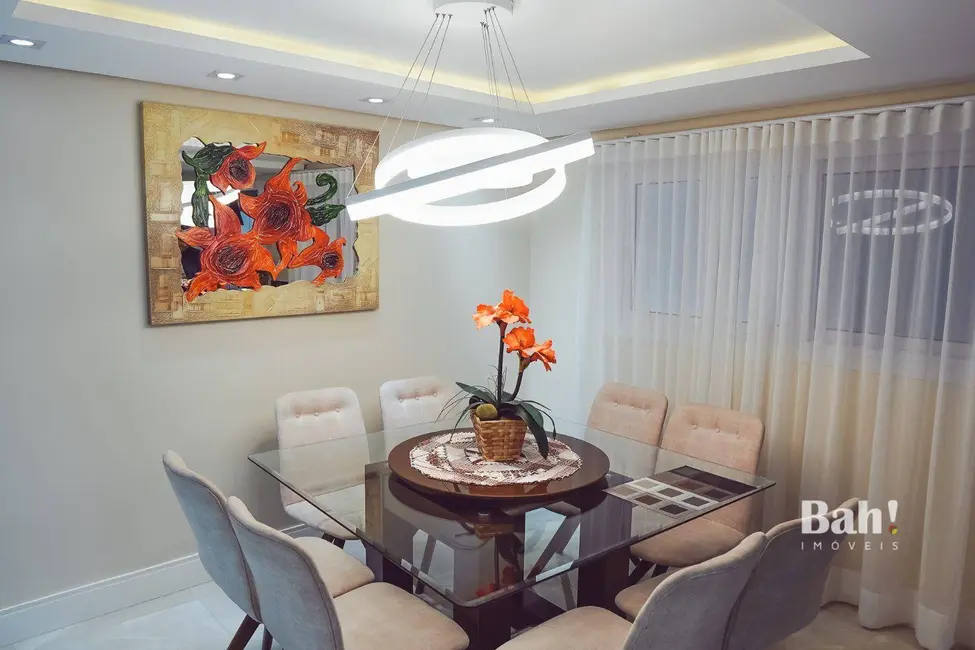 Foto 9 de Sobrado com 4 quartos à venda, 342m2 em Igara, Canoas - RS