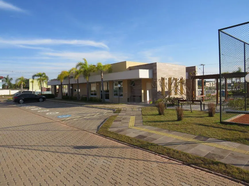 Foto 9 de Sobrado com 3 quartos à venda, 250m2 em Igara, Canoas - RS