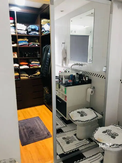 Foto 8 de Sobrado com 4 quartos à venda, 200m2 em Parque da Matriz, Cachoeirinha - RS