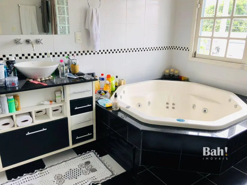 Foto 7 de Sobrado com 4 quartos à venda, 200m2 em Parque da Matriz, Cachoeirinha - RS