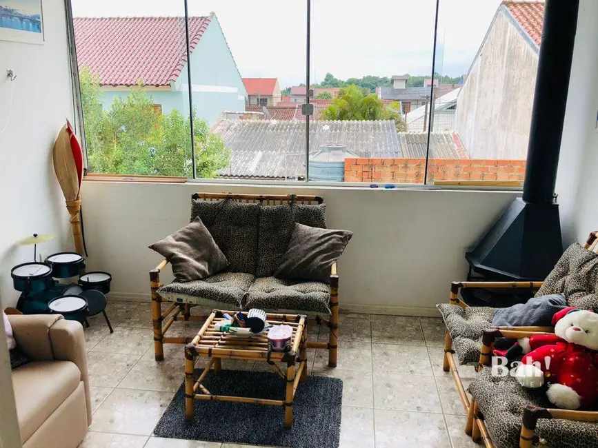 Foto 5 de Sobrado com 4 quartos à venda, 200m2 em Parque da Matriz, Cachoeirinha - RS