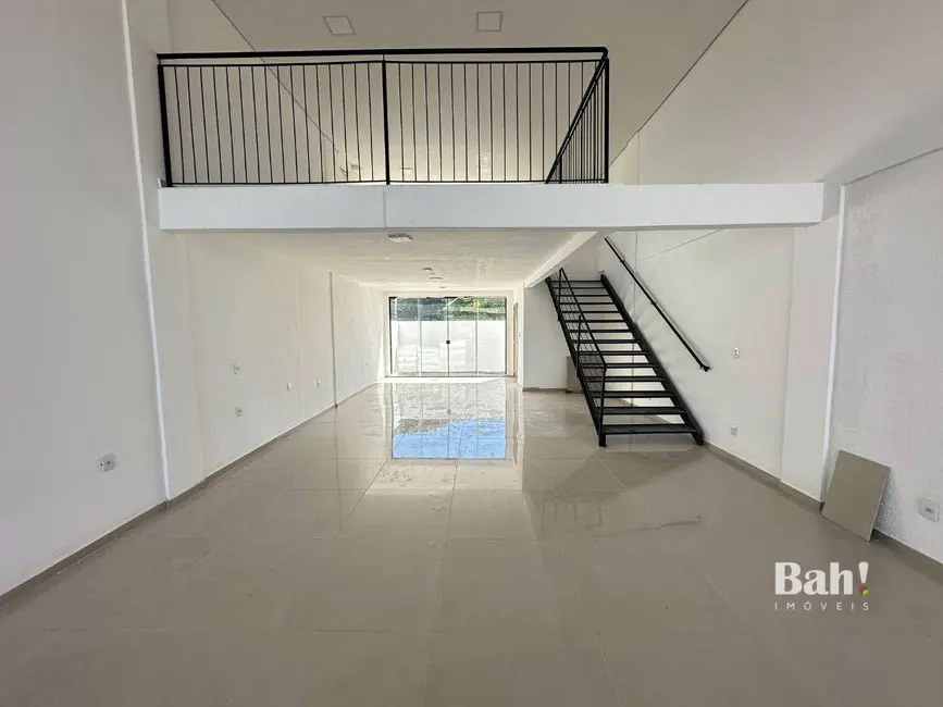 Loja à venda e para alugar, 160m2 em Centro, Canoas - RS - imagem 4 Foto 4 de Loja à venda e para alugar, 160m2 em Centro, Canoas - RS