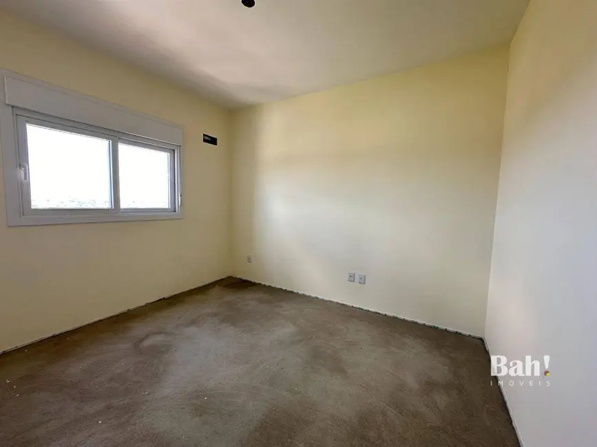 Apartamento com 3 quartos à venda, 135m2 em Marechal Rondon, Canoas - RS - imagem 9 Foto 9 de Apartamento com 3 quartos à venda, 135m2 em Marechal Rondon, Canoas - RS