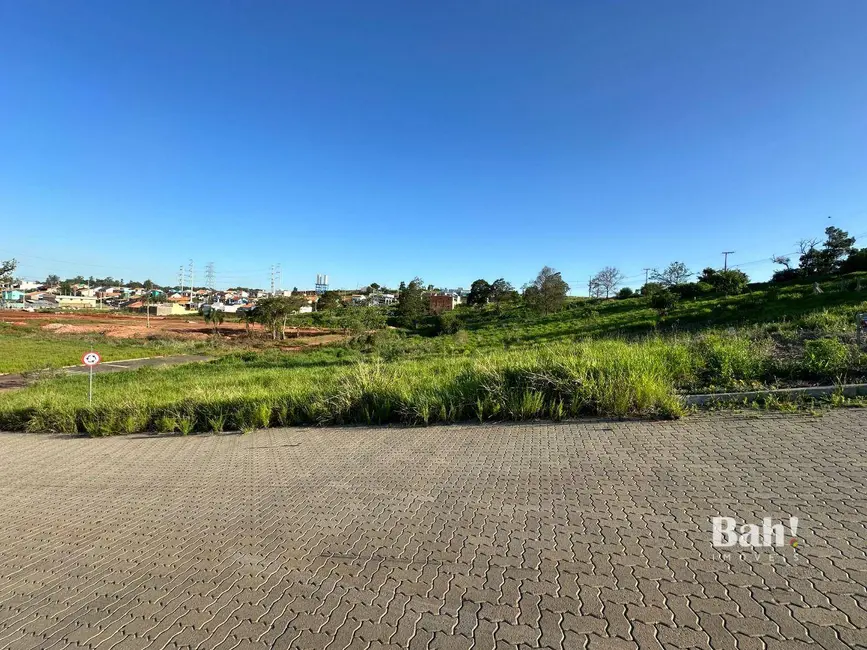 Foto 1 de Terreno / Lote à venda, 203m2 em Nova Santa Rita - RS