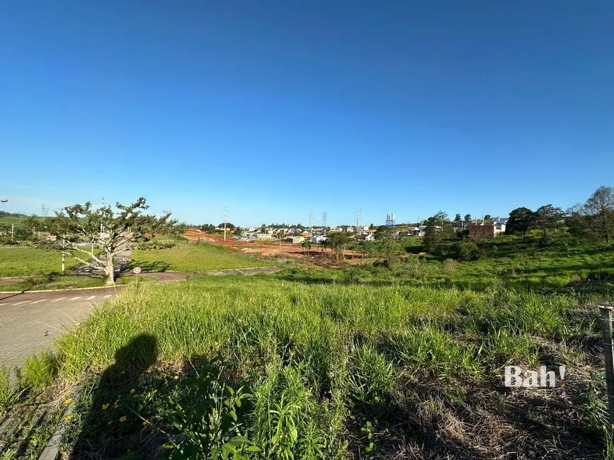 Foto 3 de Terreno / Lote à venda, 203m2 em Nova Santa Rita - RS
