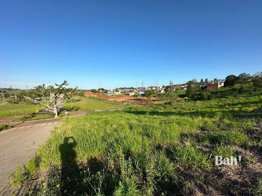 Foto 2 de Terreno / Lote à venda, 203m2 em Nova Santa Rita - RS