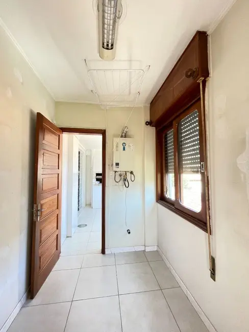 Apartamento com 3 quartos à venda, 154m2 em Menino Deus, Porto Alegre - RS - imagem 7 Foto 7 de Apartamento com 3 quartos à venda, 154m2 em Menino Deus, Porto Alegre - RS