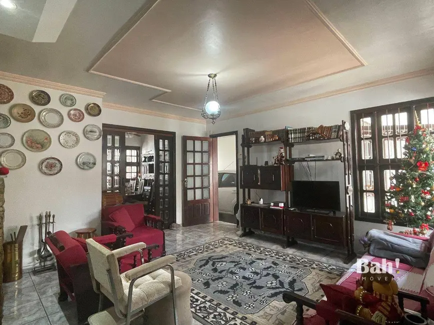 Sobrado com 5 quartos à venda, 406m2 em Marechal Rondon, Canoas - RS - imagem 5 Foto 5 de Sobrado com 5 quartos à venda, 406m2 em Marechal Rondon, Canoas - RS