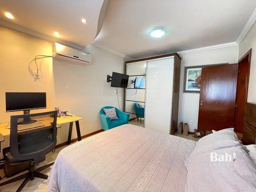 Sobrado com 4 quartos à venda, 672m2 em Estância Velha, Canoas - RS - imagem 6 Foto 6 de Sobrado com 4 quartos à venda, 672m2 em Estância Velha, Canoas - RS