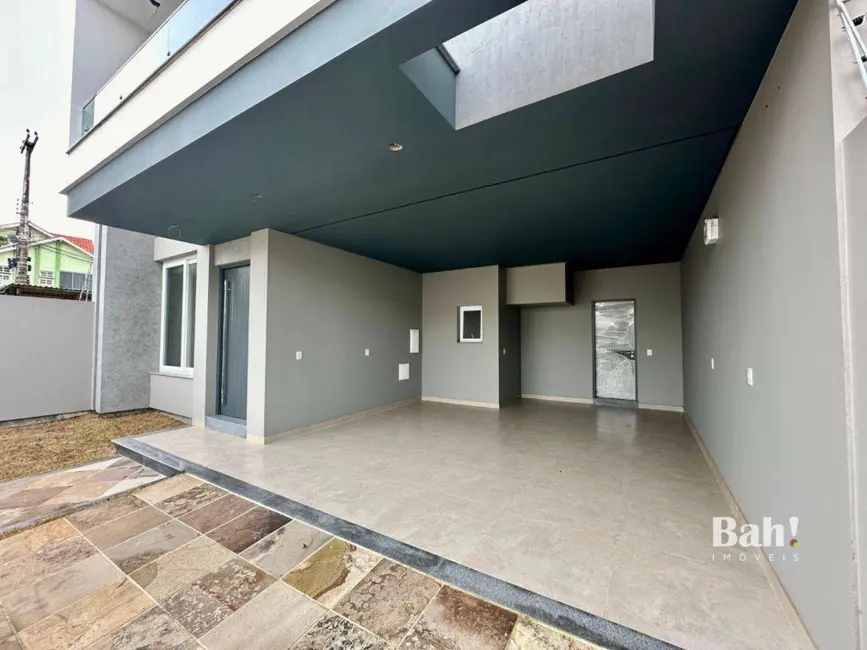 Foto 3 de Sobrado com 4 quartos à venda, 200m2 em Estância Velha, Canoas - RS