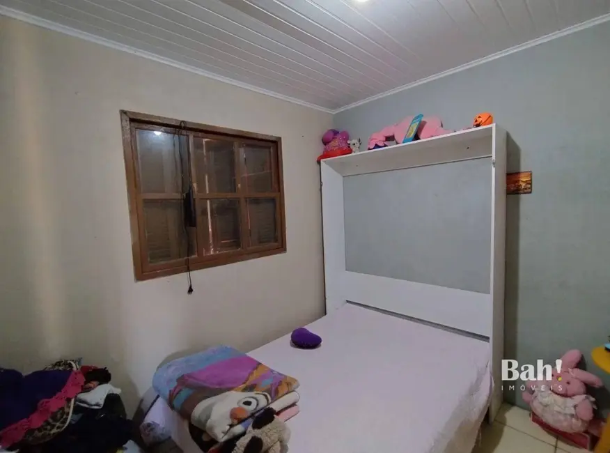 Casa com 2 quartos à venda, 160m2 em Nova Sapucaia, Sapucaia Do Sul - RS - imagem 6 Foto 6 de Casa com 2 quartos à venda, 160m2 em Nova Sapucaia, Sapucaia Do Sul - RS