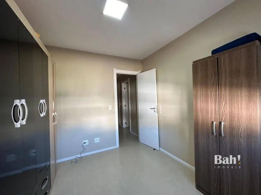 Sobrado com 3 quartos à venda, 135m2 em Centro, Canoas - RS - imagem 9 Foto 9 de Sobrado com 3 quartos à venda, 135m2 em Centro, Canoas - RS