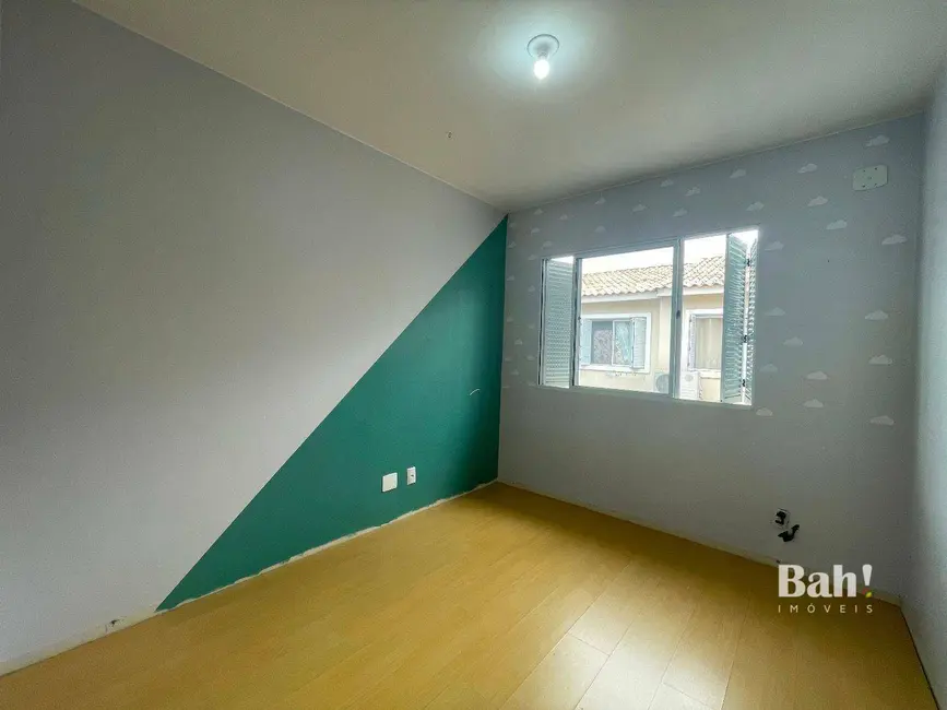 Sobrado com 3 quartos à venda, 100m2 em Marechal Rondon, Canoas - RS - imagem 7 Foto 7 de Sobrado com 3 quartos à venda, 100m2 em Marechal Rondon, Canoas - RS