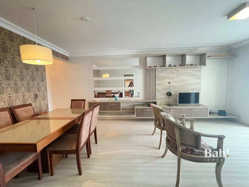 Foto 2 de Apartamento com 3 quartos à venda, 143m2 em Centro, Canoas - RS