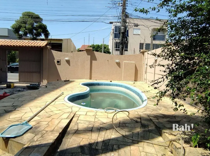 Sobrado com 2 quartos à venda, 300m2 em Nossa Senhora das Graças, Canoas - RS - imagem 4 Foto 4 de Sobrado com 2 quartos à venda, 300m2 em Nossa Senhora das Graças, Canoas - RS