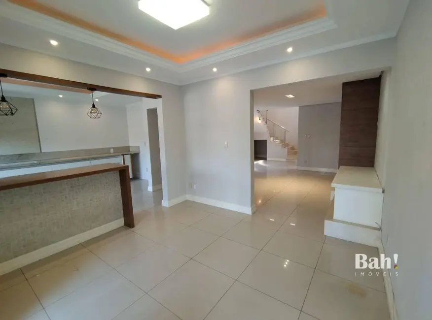 Sobrado com 2 quartos à venda, 300m2 em Nossa Senhora das Graças, Canoas - RS - imagem 7 Foto 7 de Sobrado com 2 quartos à venda, 300m2 em Nossa Senhora das Graças, Canoas - RS