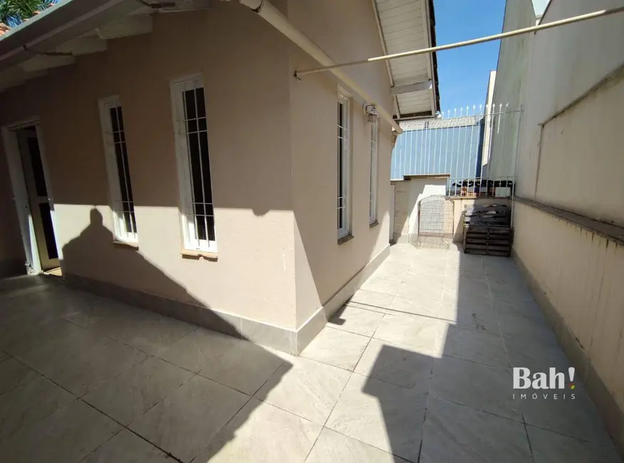 Sobrado com 2 quartos à venda, 300m2 em Nossa Senhora das Graças, Canoas - RS - imagem 6 Foto 6 de Sobrado com 2 quartos à venda, 300m2 em Nossa Senhora das Graças, Canoas - RS