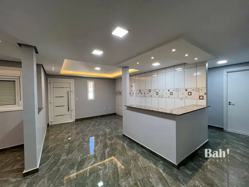 Casa com 3 quartos à venda, 160m2 em Ipiranga, Sapucaia Do Sul - RS - imagem 9 Foto 9 de Casa com 3 quartos à venda, 160m2 em Ipiranga, Sapucaia Do Sul - RS