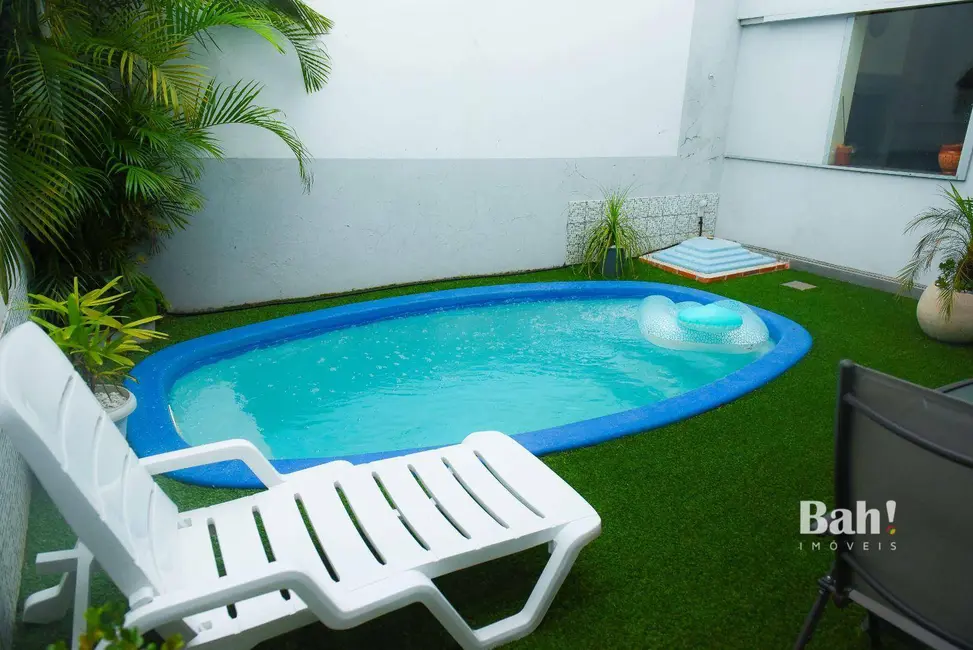 Sobrado com 3 quartos à venda e para alugar, 205m2 em Harmonia, Canoas - RS - imagem 9 Foto 9 de Sobrado com 3 quartos à venda e para alugar, 205m2 em Harmonia, Canoas - RS