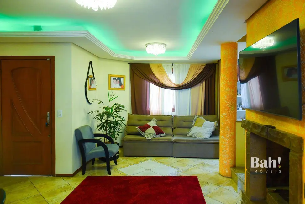 Sobrado com 3 quartos à venda e para alugar, 205m2 em Harmonia, Canoas - RS - imagem 4 Foto 4 de Sobrado com 3 quartos à venda e para alugar, 205m2 em Harmonia, Canoas - RS