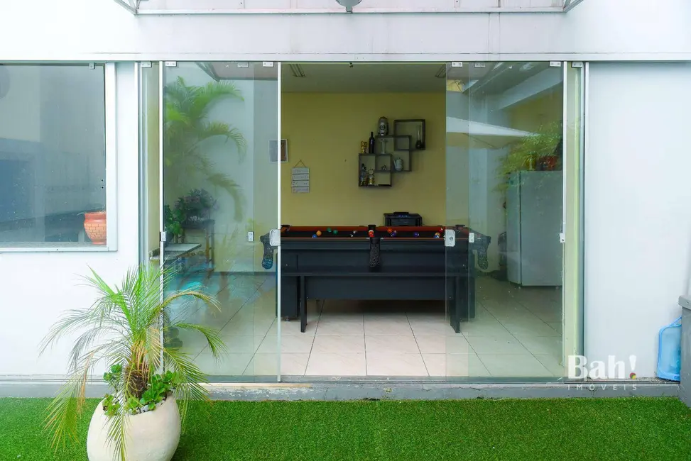 Sobrado com 3 quartos à venda e para alugar, 205m2 em Harmonia, Canoas - RS - imagem 8 Foto 8 de Sobrado com 3 quartos à venda e para alugar, 205m2 em Harmonia, Canoas - RS