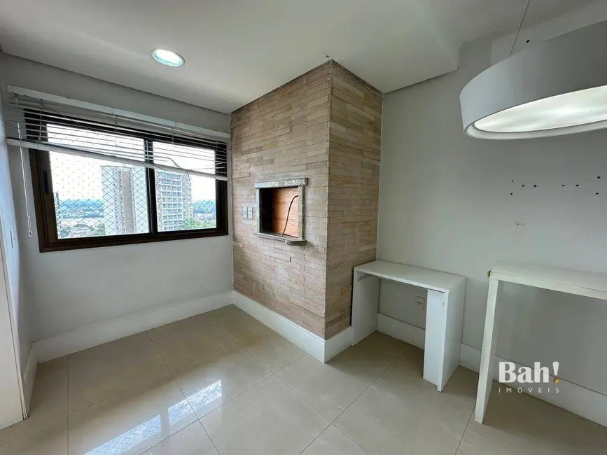 Cobertura com 3 quartos à venda, 426m2 em Centro, Canoas - RS - imagem 8 Foto 8 de Cobertura com 3 quartos à venda, 426m2 em Centro, Canoas - RS