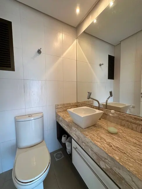Cobertura com 3 quartos à venda, 426m2 em Centro, Canoas - RS - imagem 9 Foto 9 de Cobertura com 3 quartos à venda, 426m2 em Centro, Canoas - RS