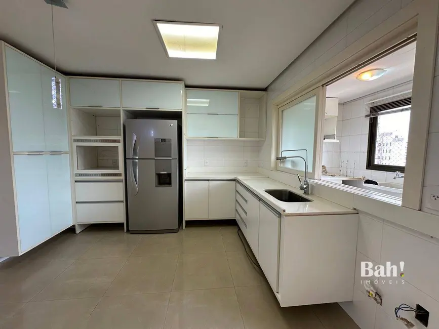 Cobertura com 3 quartos à venda, 426m2 em Centro, Canoas - RS - imagem 7 Foto 7 de Cobertura com 3 quartos à venda, 426m2 em Centro, Canoas - RS