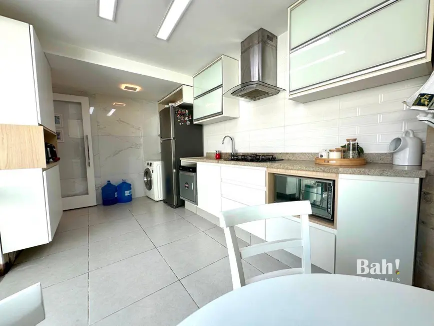 Sobrado com 3 quartos à venda, 81m2 em Fátima, Canoas - RS - imagem 7 Foto 7 de Sobrado com 3 quartos à venda, 81m2 em Fátima, Canoas - RS