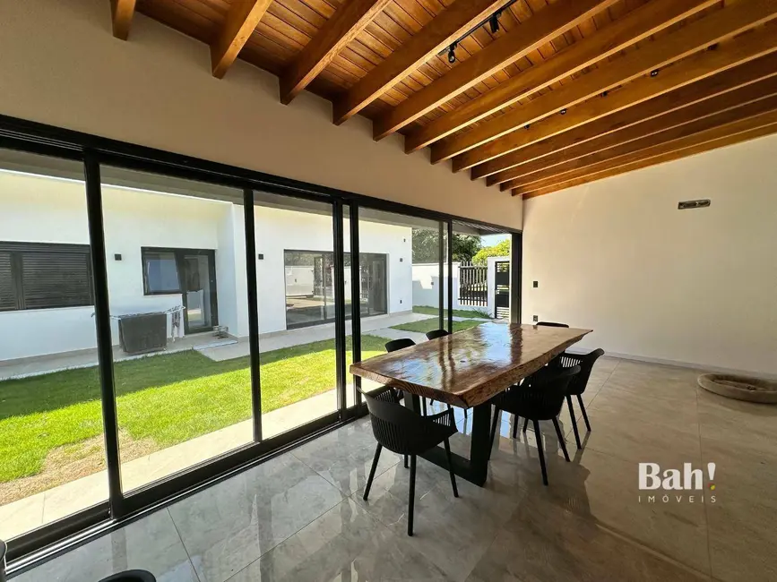 Foto 9 de Sobrado com 2 quartos à venda, 384m2 em Centro, Nova Santa Rita - RS