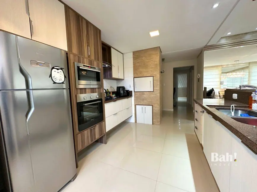 Apartamento com 2 quartos à venda, 128m2 em Nossa Senhora das Graças, Canoas - RS - imagem 6 Foto 6 de Apartamento com 2 quartos à venda, 128m2 em Nossa Senhora das Graças, Canoas - RS