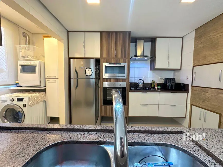 Apartamento com 2 quartos à venda, 128m2 em Nossa Senhora das Graças, Canoas - RS - imagem 7 Foto 7 de Apartamento com 2 quartos à venda, 128m2 em Nossa Senhora das Graças, Canoas - RS