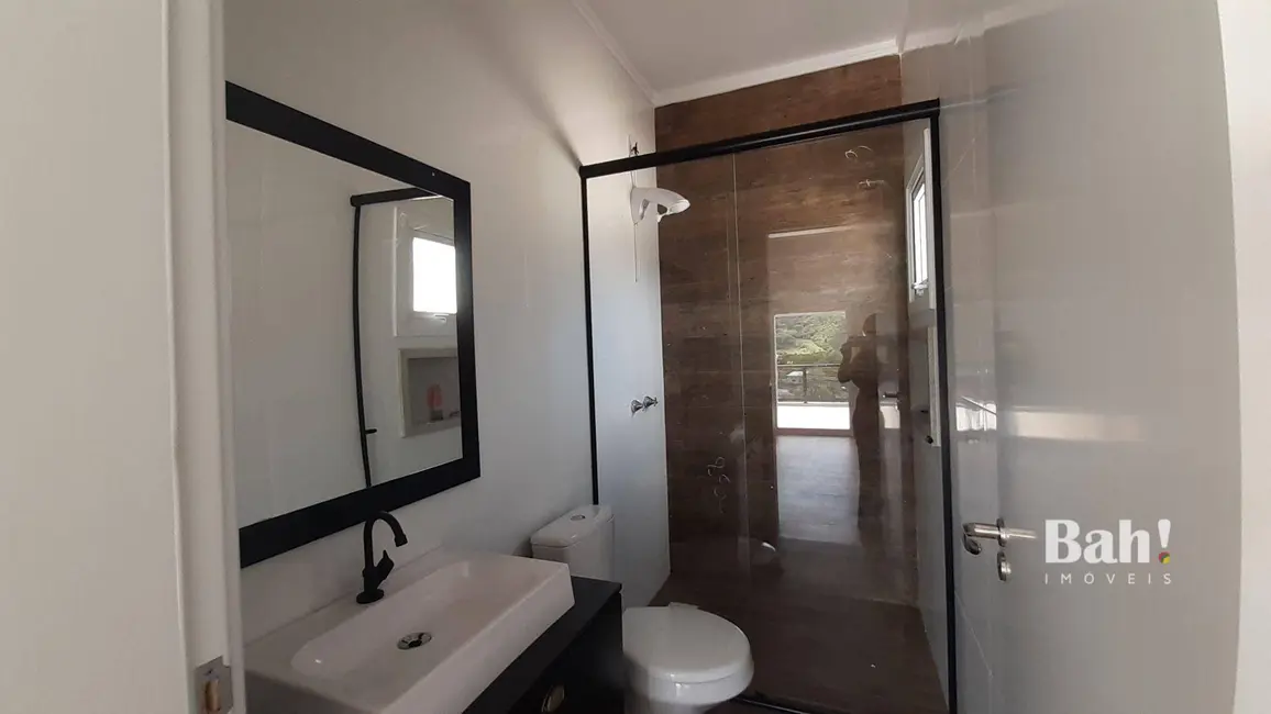 Foto 9 de Sobrado com 3 quartos à venda, 386m2 em União, Estancia Velha - RS