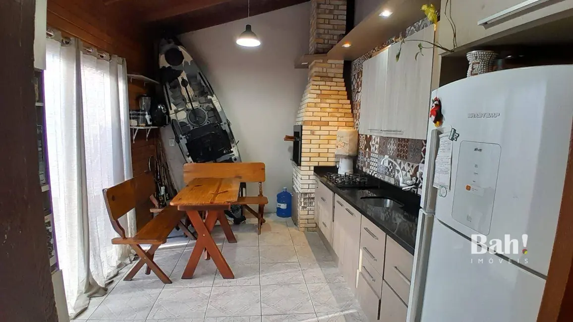 Casa de Condomínio com 2 quartos à venda, 100m2 em Olaria, Canoas - RS - imagem 8 Foto 8 de Casa de Condomínio com 2 quartos à venda, 100m2 em Olaria, Canoas - RS