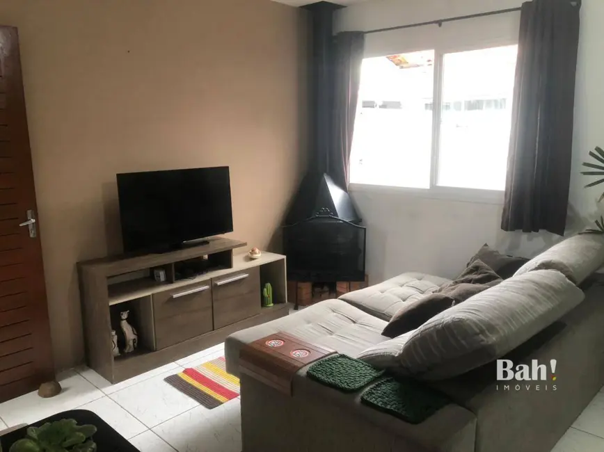 Casa de Condomínio com 2 quartos à venda, 100m2 em Olaria, Canoas - RS - imagem 3 Foto 3 de Casa de Condomínio com 2 quartos à venda, 100m2 em Olaria, Canoas - RS