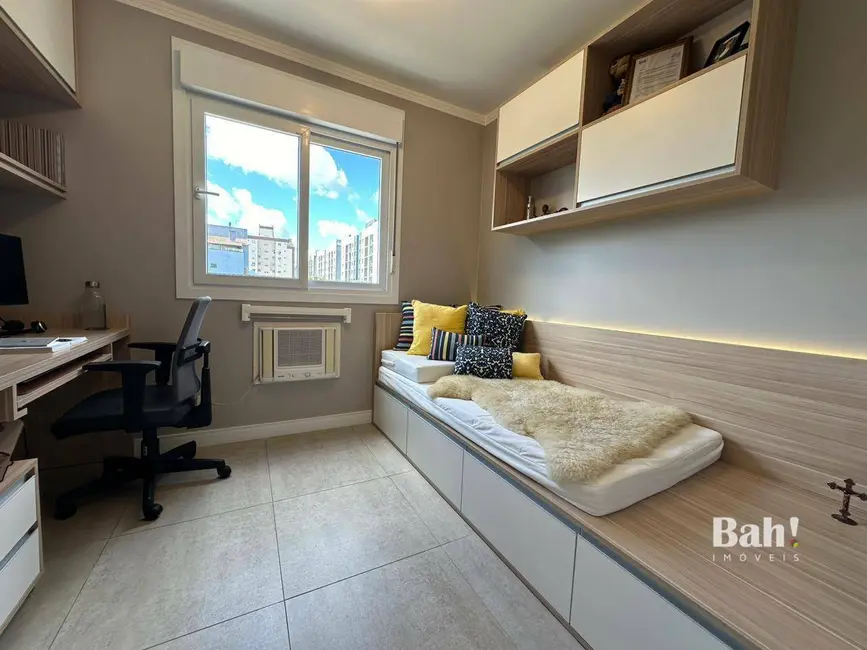 Foto 9 de Apartamento com 2 quartos à venda, 64m2 em Centro, Canoas - RS