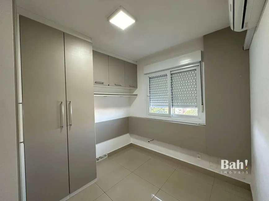 Apartamento com 2 quartos à venda, 64m2 em Centro, Canoas - RS - imagem 9 Foto 9 de Apartamento com 2 quartos à venda, 64m2 em Centro, Canoas - RS