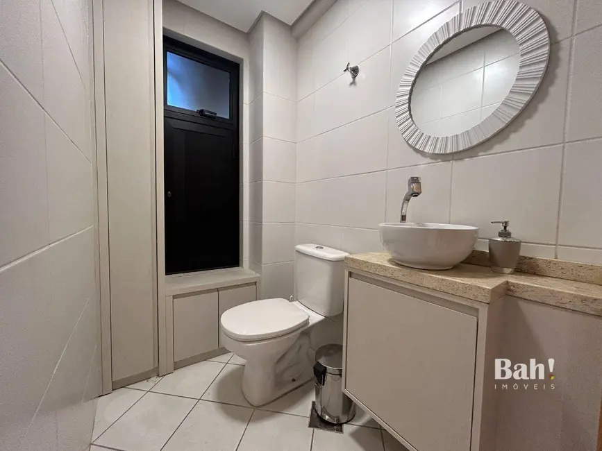 Sala Comercial à venda e para alugar, 35m2 em Centro, Canoas - RS - imagem 7 Foto 7 de Sala Comercial à venda e para alugar, 35m2 em Centro, Canoas - RS