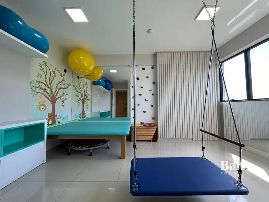 Sala Comercial à venda e para alugar, 35m2 em Centro, Canoas - RS - imagem 5 Foto 5 de Sala Comercial à venda e para alugar, 35m2 em Centro, Canoas - RS