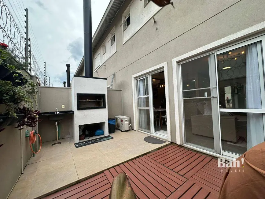 Foto 8 de Sobrado com 3 quartos à venda, 135m2 em Centro, Canoas - RS